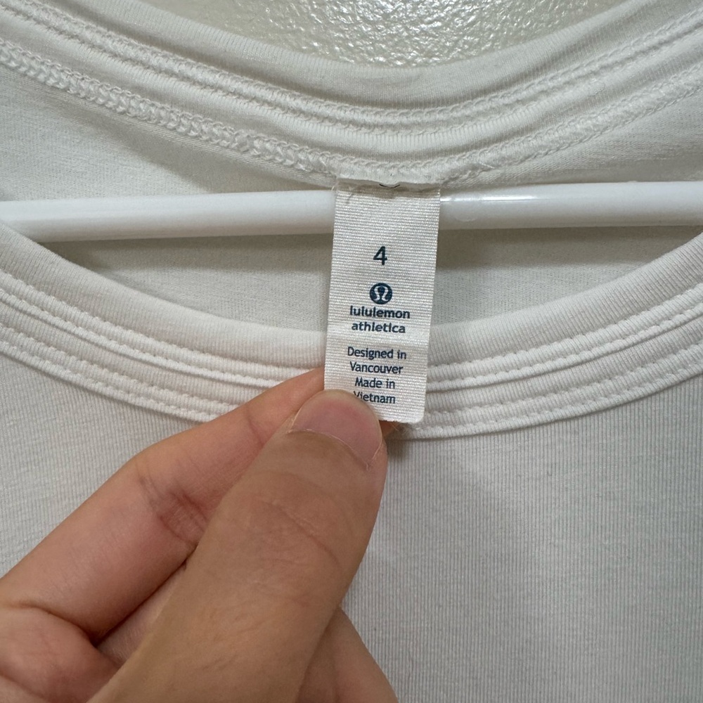 Lululemon White Tee - Picture 9 of 11